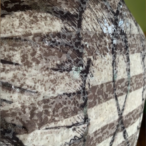 Rock & Republic Womens Angel T-Shirt with Wings Size Small Gray & White Stripes - Picture 3 of 8